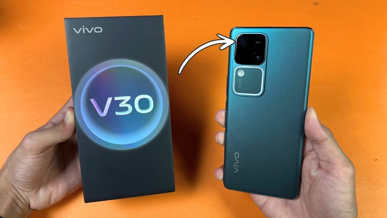 فيفو تدخل المنافسة وسط العمالقة بهاتفها Vivo V30 الجديد الرائد بمواصفات عالمية وسعر خيالي